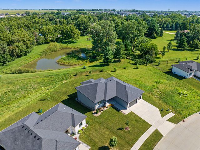 415 NW Woodmoor Drive, Waukee, IA 50263