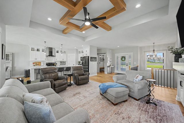 415 NW Woodmoor Drive, Waukee, IA 50263