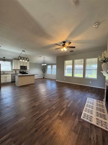 106 Greenfield Trail, Forney, TX 75126