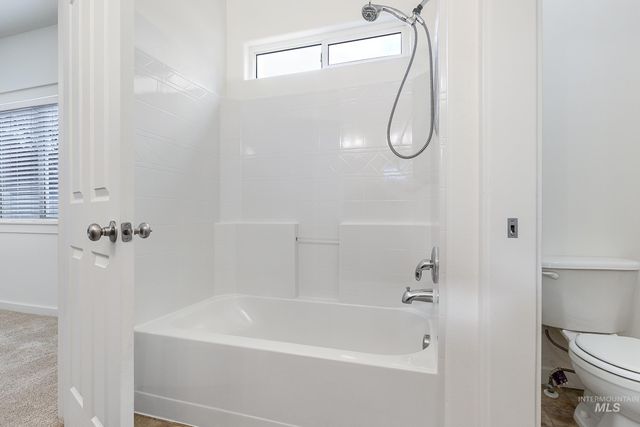 1373 W Loretta, Meridian, ID 83646