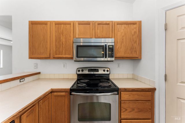 163 N Orchard Heights Way, Nampa, ID 83651