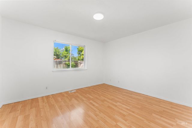 163 N Orchard Heights Way, Nampa, ID 83651