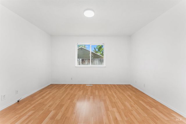 163 N Orchard Heights Way, Nampa, ID 83651