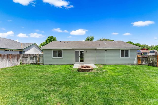 163 N Orchard Heights Way, Nampa, ID 83651
