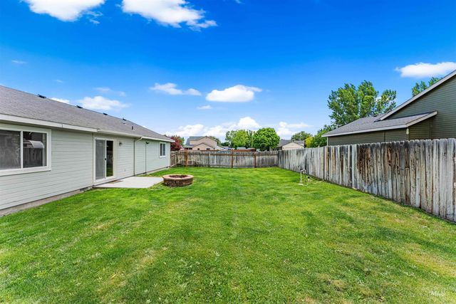 163 N Orchard Heights Way, Nampa, ID 83651