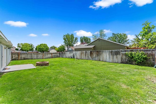 163 N Orchard Heights Way, Nampa, ID 83651