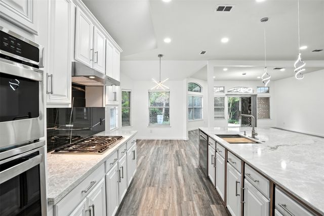 6605 Oxford Lane, The Colony, TX 75056