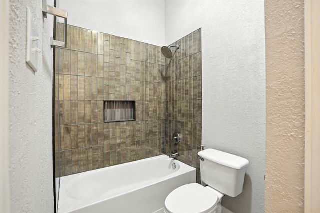 6605 Oxford Lane, The Colony, TX 75056