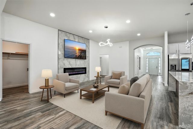 6605 Oxford Lane, The Colony, TX 75056