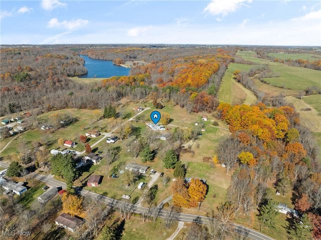 64643 Loomis Lane, Belmont, OH 43718