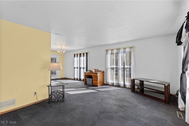 64643 Loomis Lane, Belmont, OH 43718