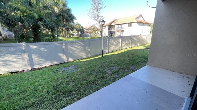 892 SUNRIDGE DRIVE 892, Sarasota, FL 34234