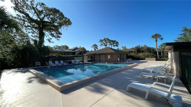 892 SUNRIDGE DRIVE 892, Sarasota, FL 34234