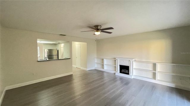892 SUNRIDGE DRIVE 892, Sarasota, FL 34234