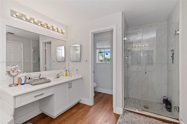 1095 Chenille Cir, Weston, FL 33327