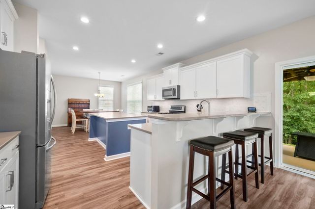 326 Avendell Drive, Easley, SC 29642
