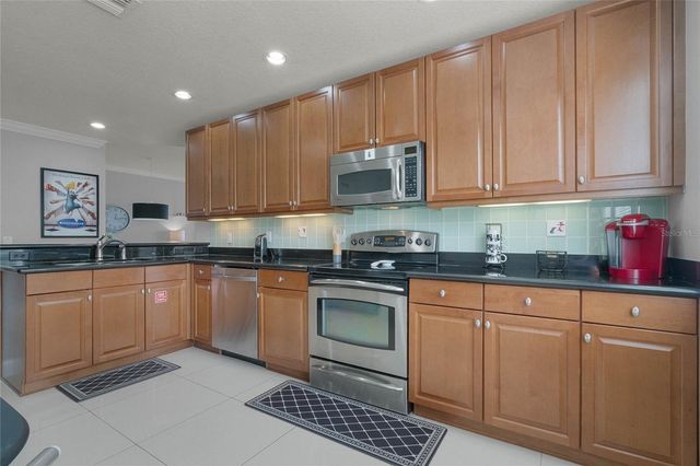 7468 EXCITEMENT DRIVE 102, Reunion, FL 34747