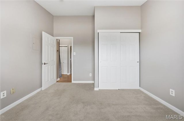 14255 Riverfront Drive, Florissant, MO 63034