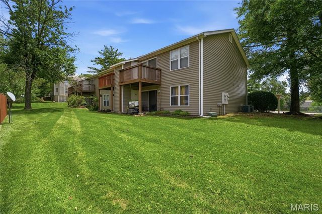 14255 Riverfront Drive, Florissant, MO 63034