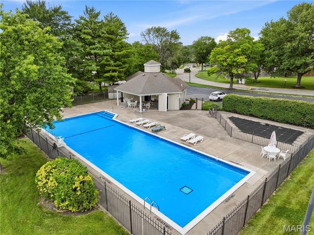 14255 Riverfront Drive, Florissant, MO 63034