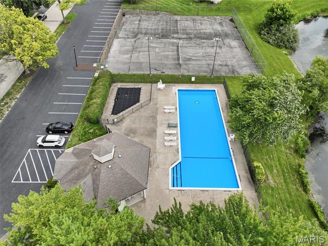 14255 Riverfront Drive, Florissant, MO 63034