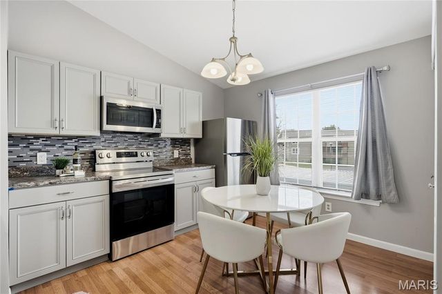 14255 Riverfront Drive, Florissant, MO 63034