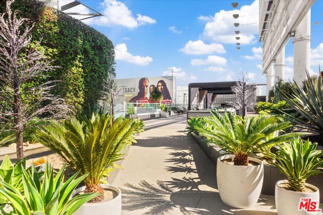 6250 Hollywood Boulevard 6B, Los Angeles, CA 90028