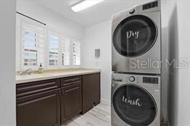 508 ASHLEY DRIVE, Dunedin, FL 34698