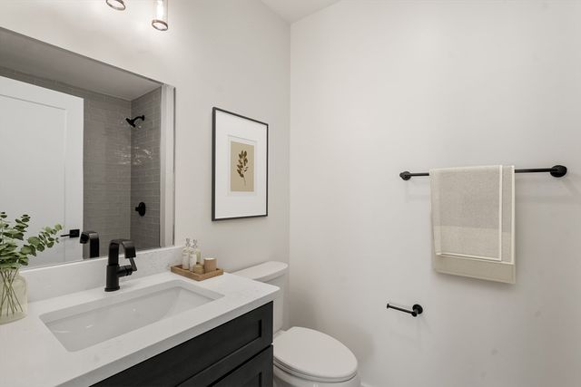 43-45 Blossom Street 5, Chelsea, MA 02150