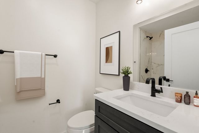 43-45 Blossom Street 5, Chelsea, MA 02150