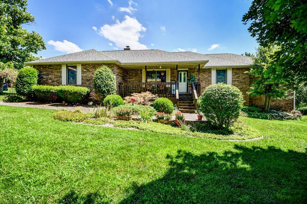 290 Timber Place, Nixa, MO 65714