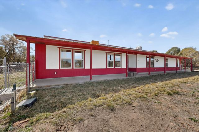 9 Tiger Road, Edgewood, NM 87015