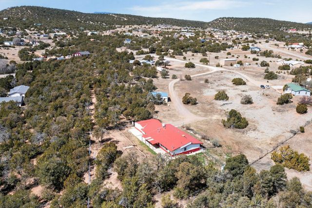 9 Tiger Road, Edgewood, NM 87015