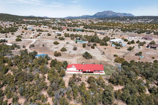 9 Tiger Road, Edgewood, NM 87015