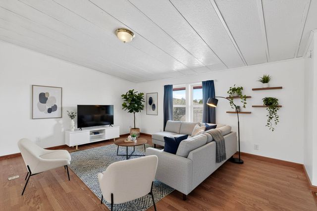 9 Tiger Road, Edgewood, NM 87015