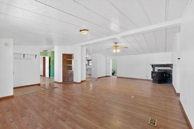 9 Tiger Road, Edgewood, NM 87015