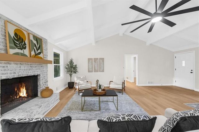 1661 Oak Ridge Circle SW, Stone Mountain, GA 30087