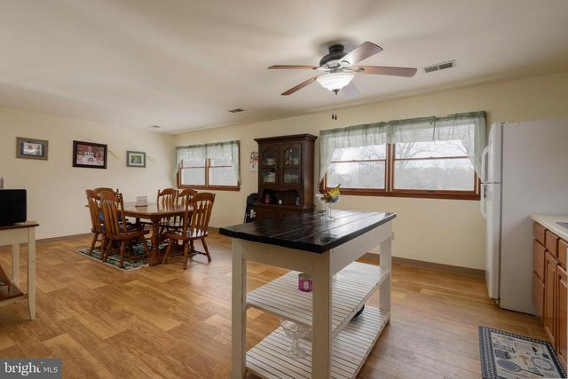 166 ROSEHILL AVE, West Grove, PA 19390