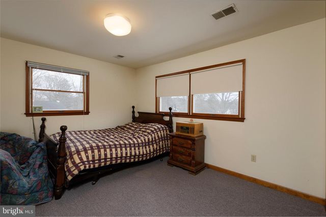 166 ROSEHILL AVE, West Grove, PA 19390