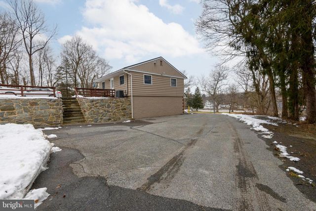 166 ROSEHILL AVE, West Grove, PA 19390