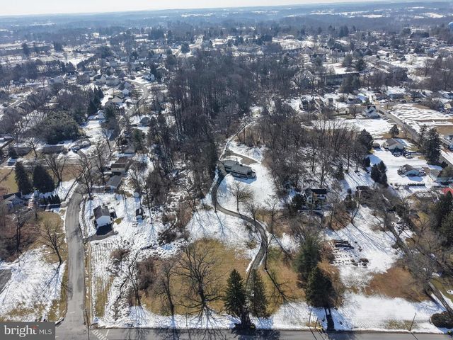 166 ROSEHILL AVE, West Grove, PA 19390