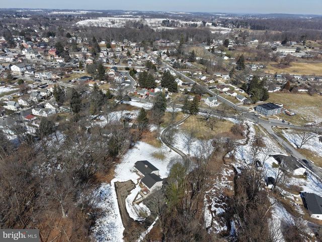 166 ROSEHILL AVE, West Grove, PA 19390