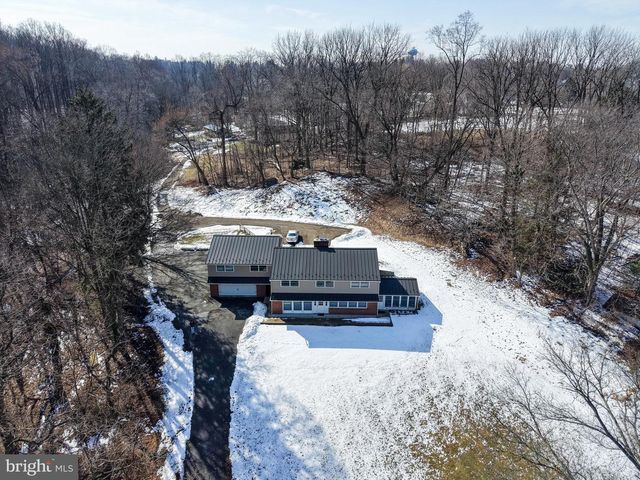 166 ROSEHILL AVE, West Grove, PA 19390