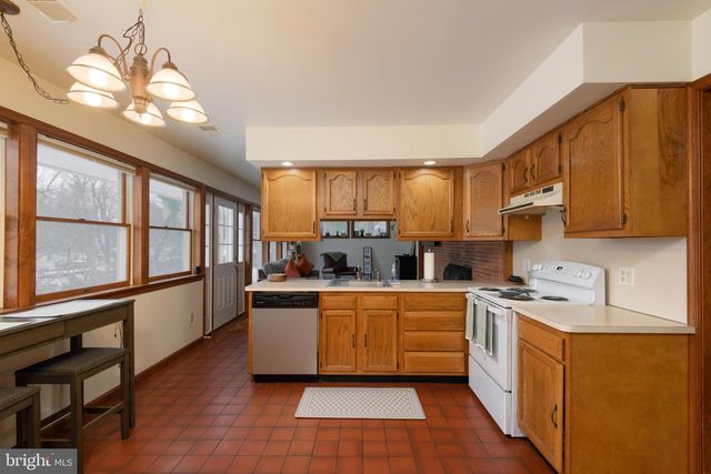 166 ROSEHILL AVE, West Grove, PA 19390