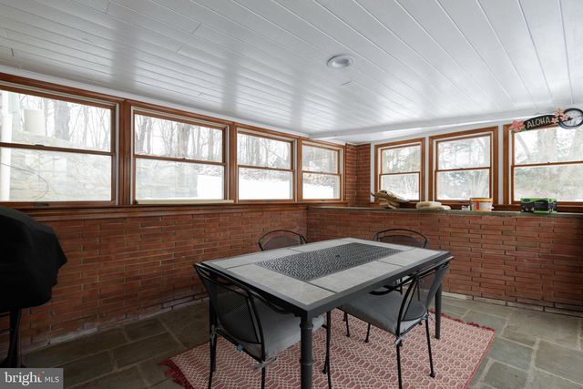 166 ROSEHILL AVE, West Grove, PA 19390