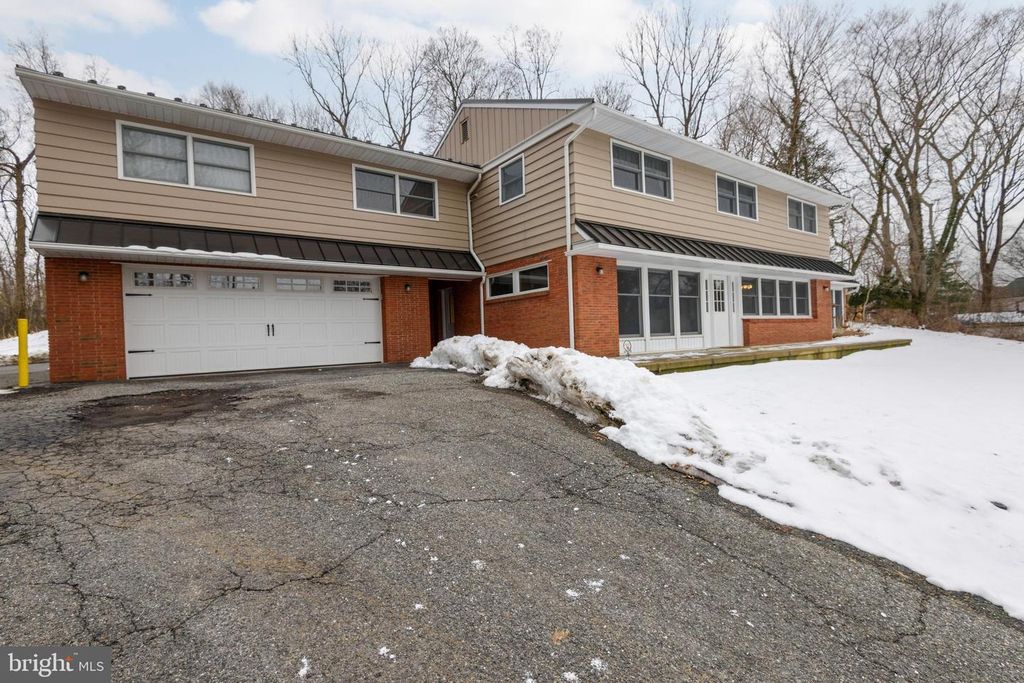 166 ROSEHILL AVE, West Grove, PA 19390