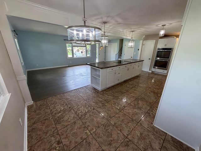 3228 Meadowbrook Drive NE, Lancaster, OH 43130