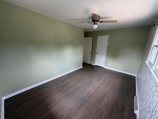 3228 Meadowbrook Drive NE, Lancaster, OH 43130