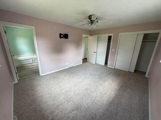 3228 Meadowbrook Drive NE, Lancaster, OH 43130
