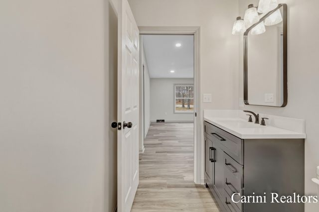 5324 Nadeau Drive, Lee Twp, MI 49450